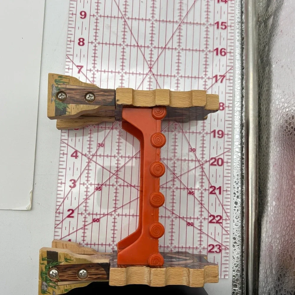Thomas Wooden Railway Misty Island Hee Haw Logging Base Track Piece Cargo